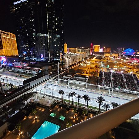 Strip & Sphere View - Separate Living Room - 2 Full Bath - Full Kitchen - Balcony - 900 Sqft - Mgm Signature Las Vegas Eksteriør bilde