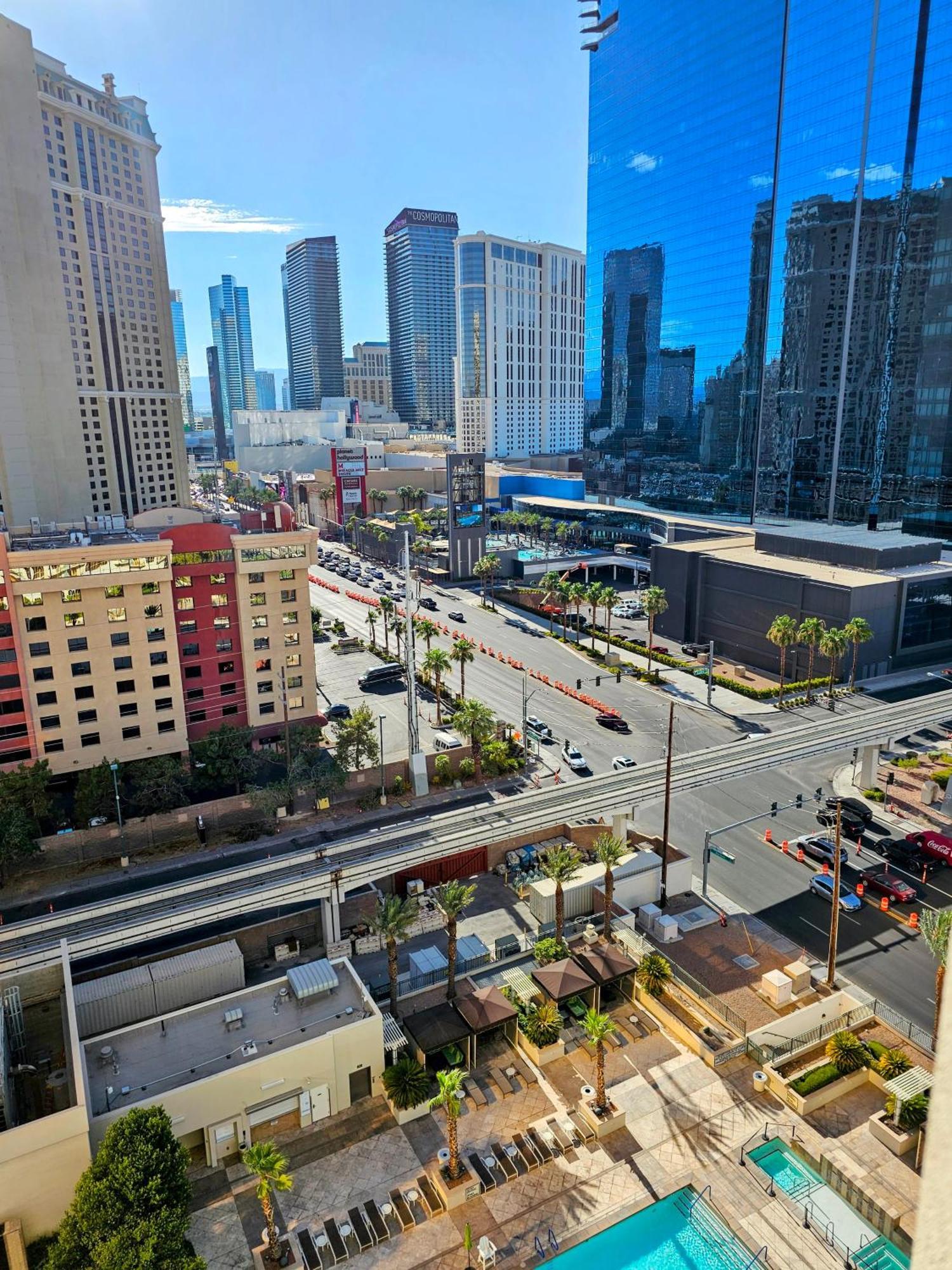 Strip & Sphere View - Separate Living Room - 2 Full Bath - Full Kitchen - Balcony - 900 Sqft - Mgm Signature Las Vegas Eksteriør bilde